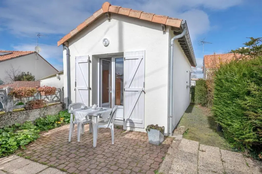 Maison et Studio independant au calme proche plages et campagne
