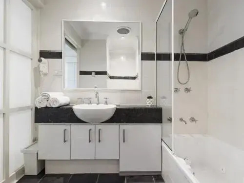 Staywest Subiaco Village 40