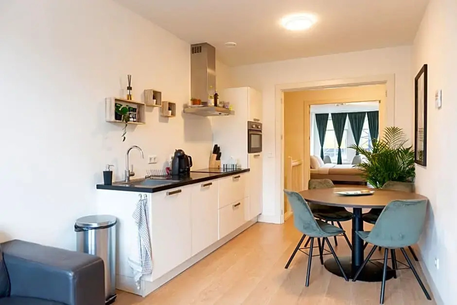 Canal View Apartment