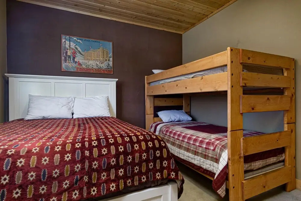 Grand Forest Lodge-1884 by Big Bear Vacations