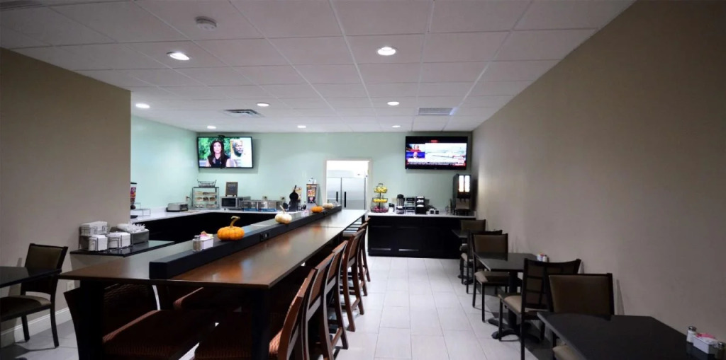 Best Western Point South