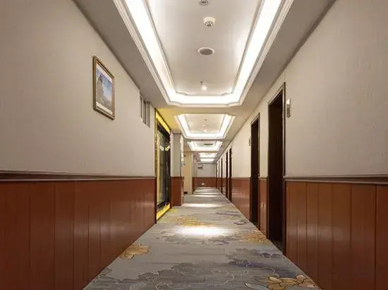 Guanhu Hotel (Wanzhou Wanda Plaza Store)
