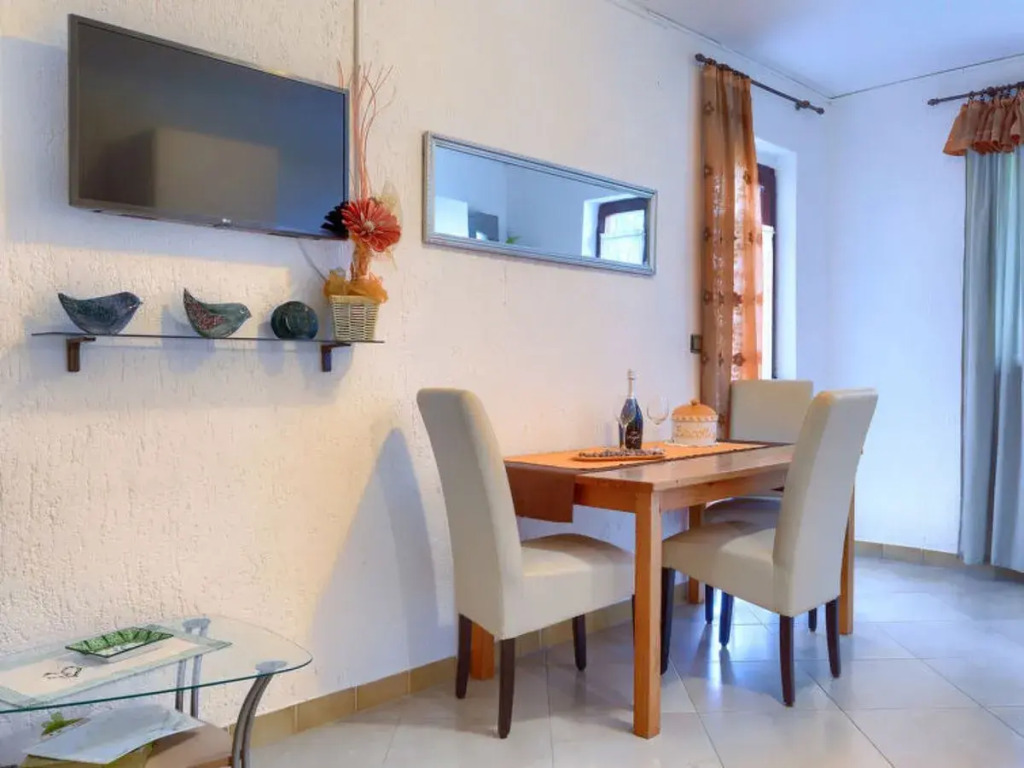 Apartment Lili Como 38128