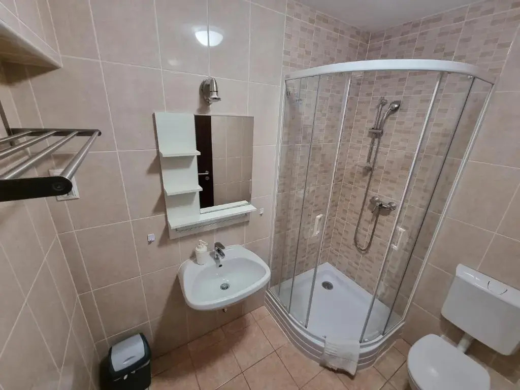 Ádám Apartmanház