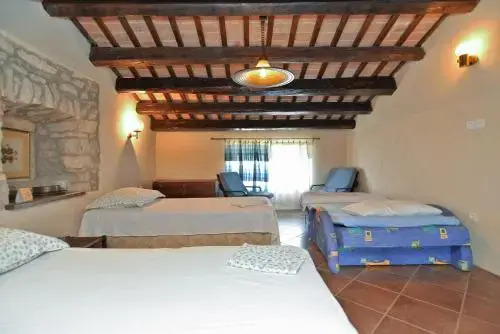 House Adriana 1715
