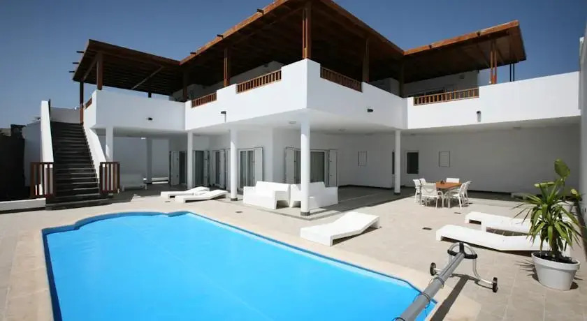 Villa Mare Bella Chao sea view private heated solar pool AC