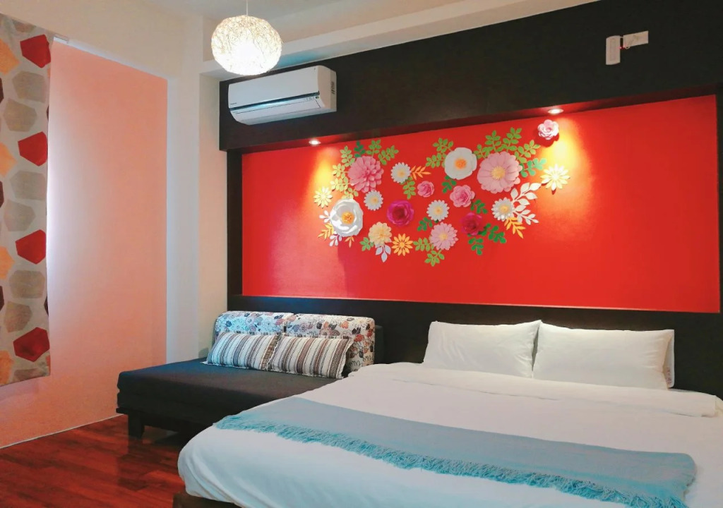 198 Red Hat B&B