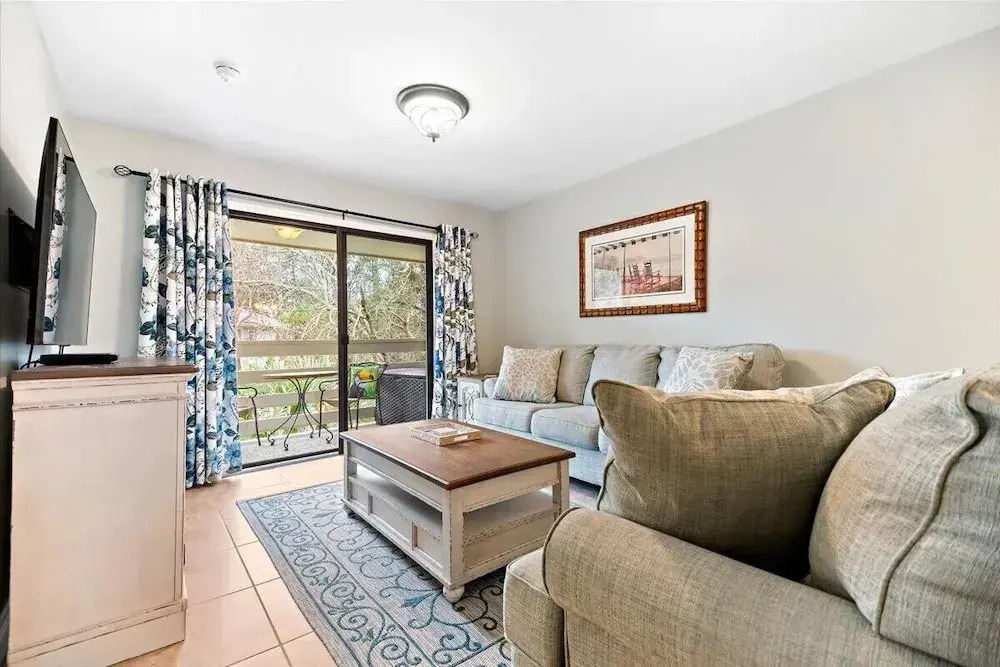 Fiddler's Cove 7L by Hilton Head Retreats