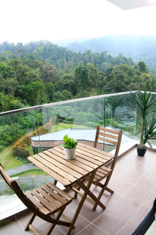 Stylish Cozy Home @ Midhills Genting | 8 Mins To Skyway/Gpo