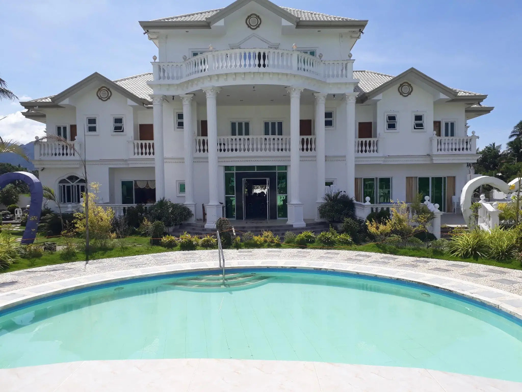 Andres Resort