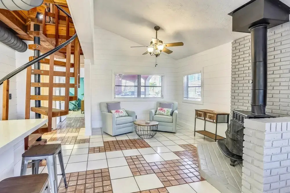 Bernadette's Beach House - NEW Listing! Home on Sunset Beach/large Rooftop Deck!