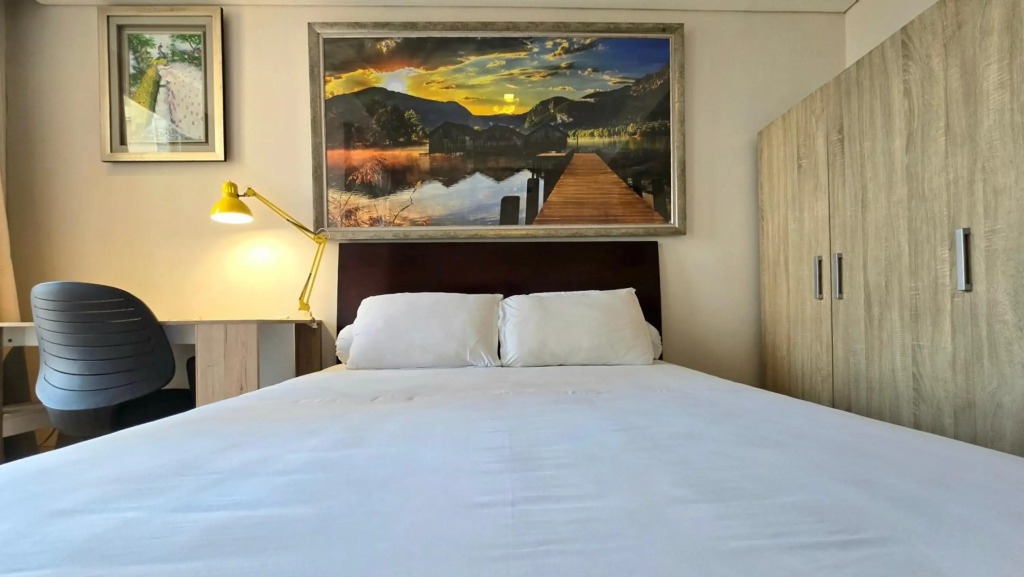 Studio17b Elpis Kemayoran Sunrise View Free Netflix, Disney Hotstar & PrimeVideo