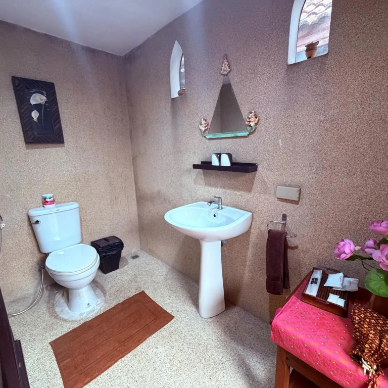 Ayutthaya Garden River Home
