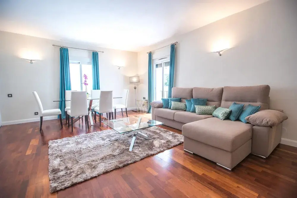 OleHolidays Apartamento Muelle Ribera 328