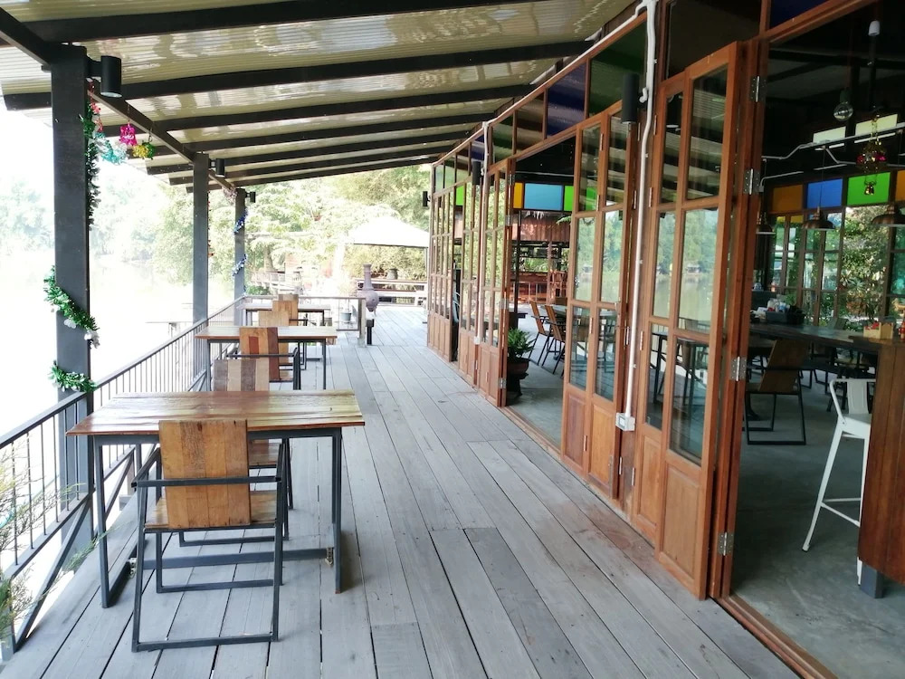 Rustic​ Charm​ Suphan​