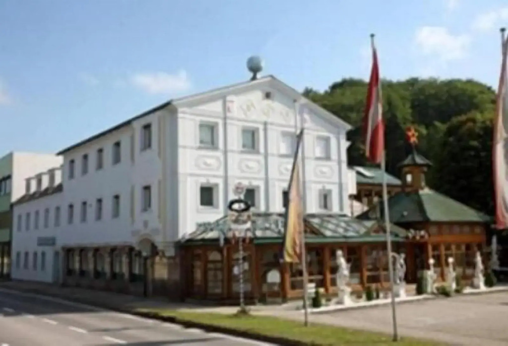 Höckner Plaza Hotel