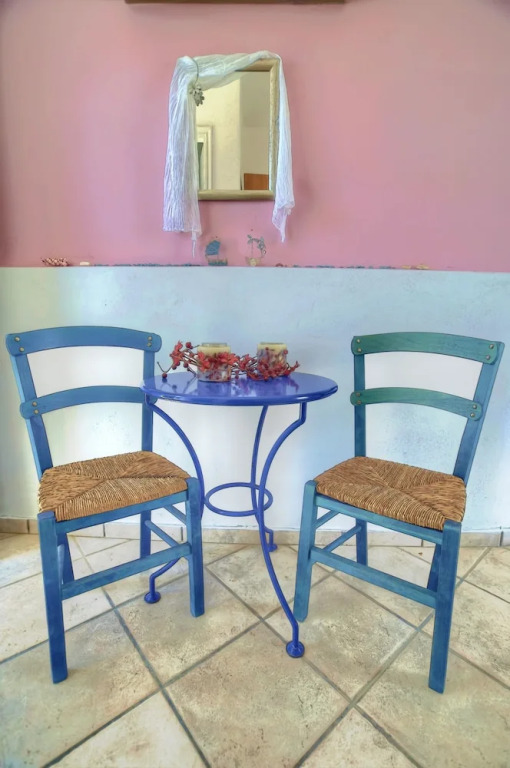Manos Syros Rooms & Apartments
