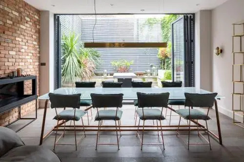 Chalcot Road Iv By Onefinestay