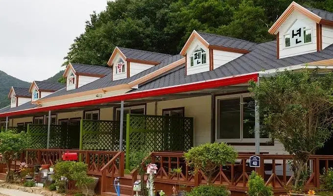Buan Moolsarang Pension