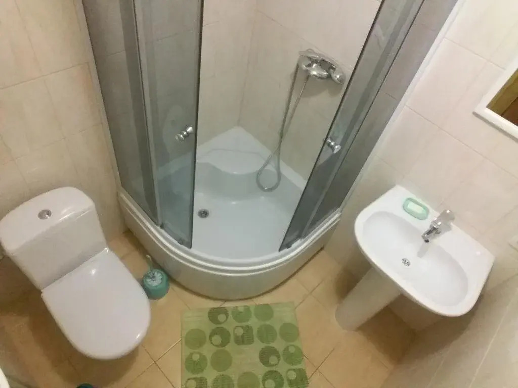 Guest House Mandrivnyi Rooms&Apartments