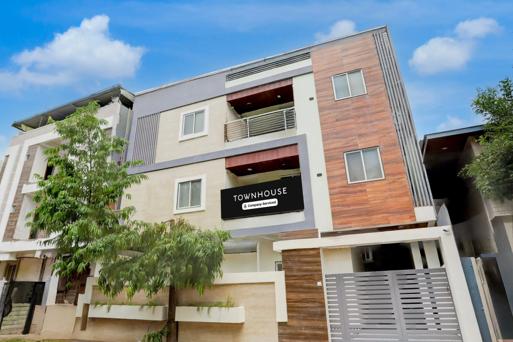 Super Townhouse DAVV University Indore Formerly Indrapuri