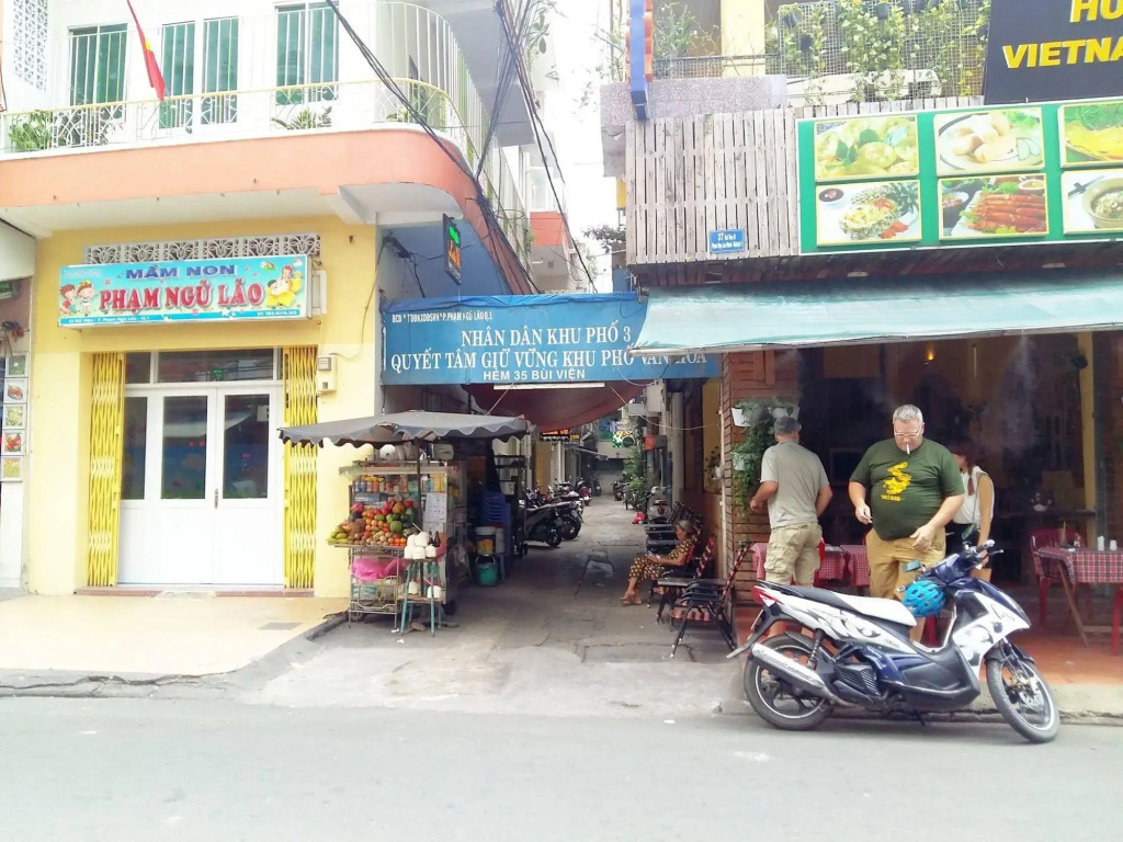 Giang Son 3 Hotel