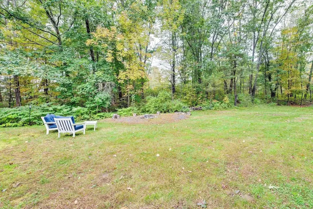 Near Beach: Coastal Maine Getaway w/ Yard
