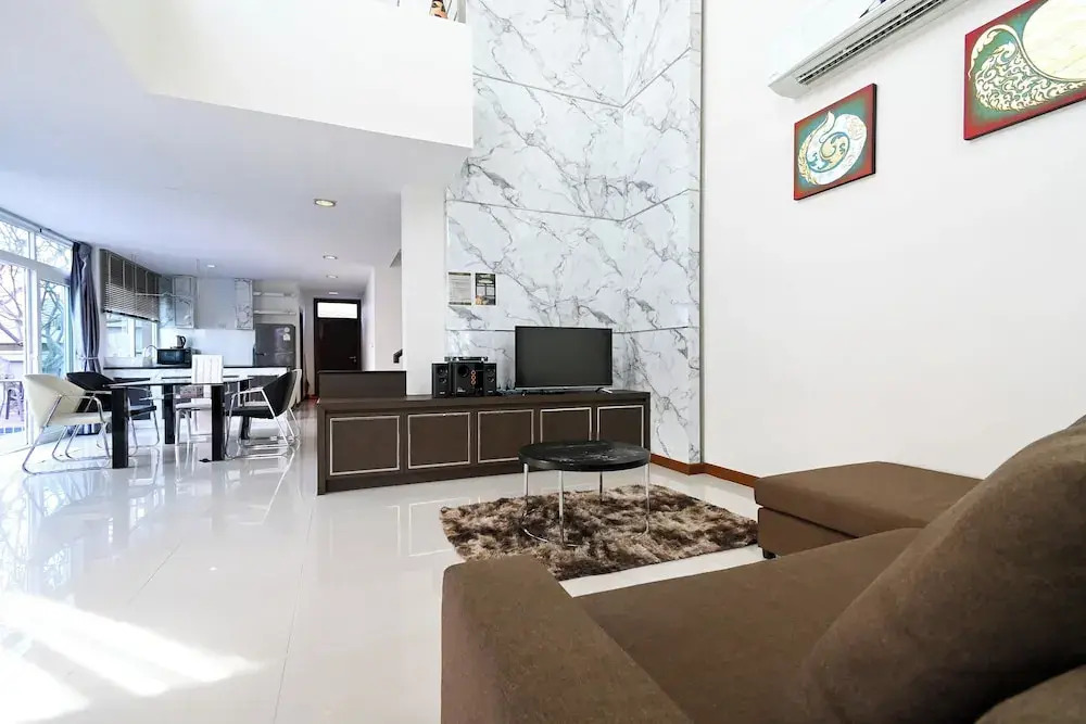 Golden Sea Pool Villa Hua Hin