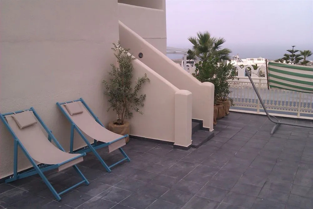Alizea Villas & Suites