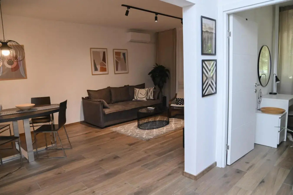 Apartment GREEN
