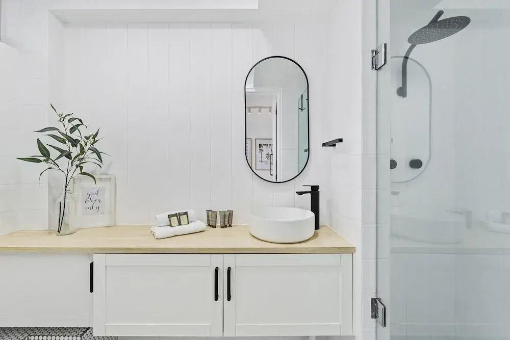 Studio4: Bondi Chic Interiors With Rooftop Pool
