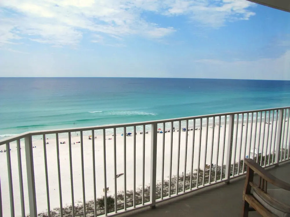 Majestic Sun Condos by Crystal Waters