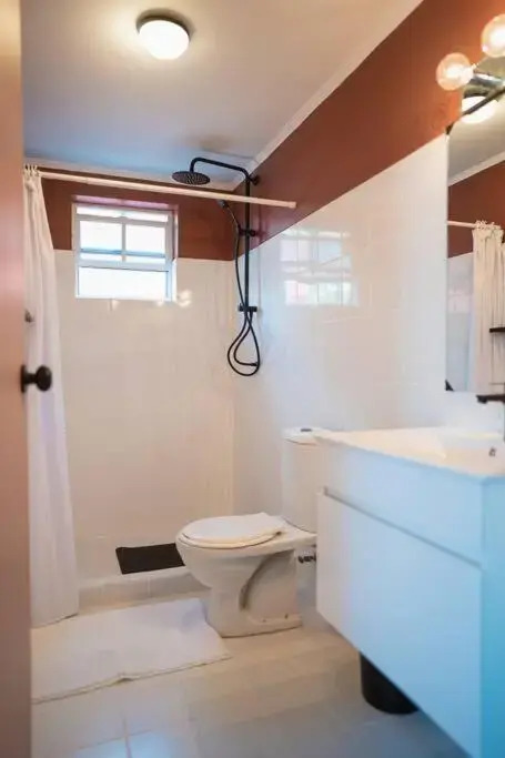 Lovely 2-bedroom apartment in Downtown, Otrobanda