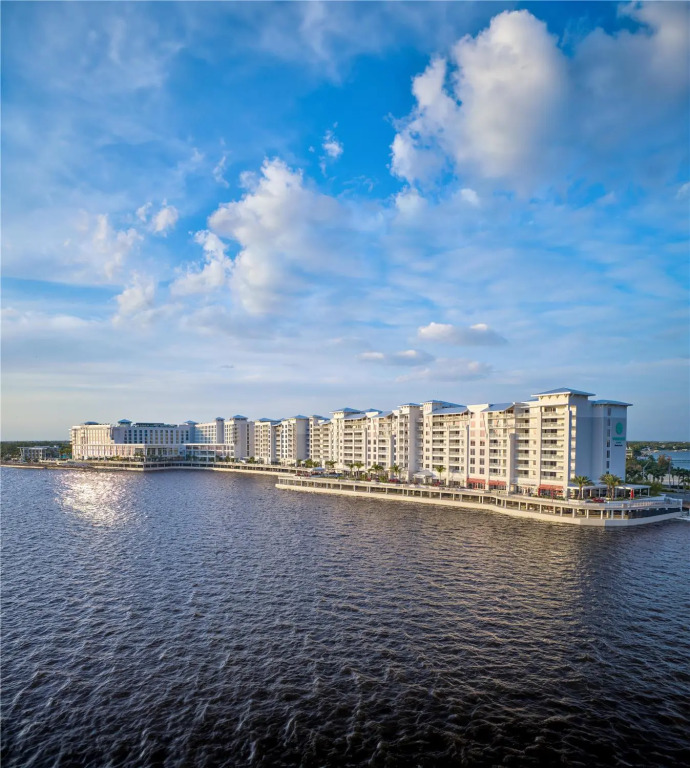 Sunsuites Villas At Sunseeker Resort, Curio By Hilton