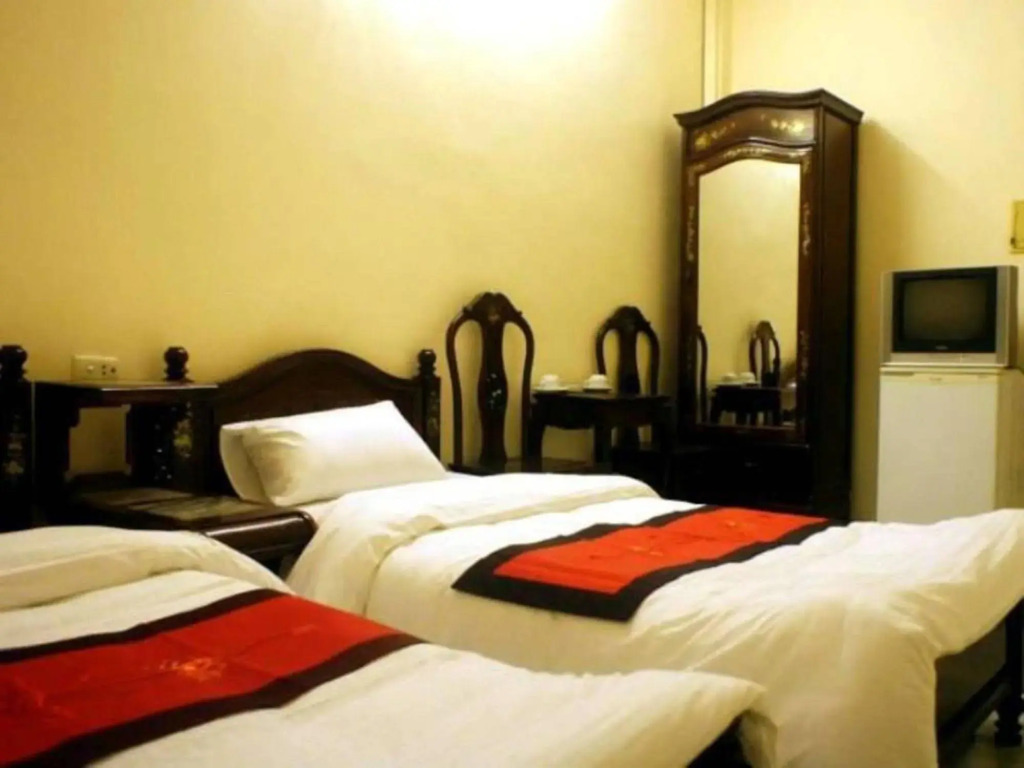 Thang Long 2 Hotel