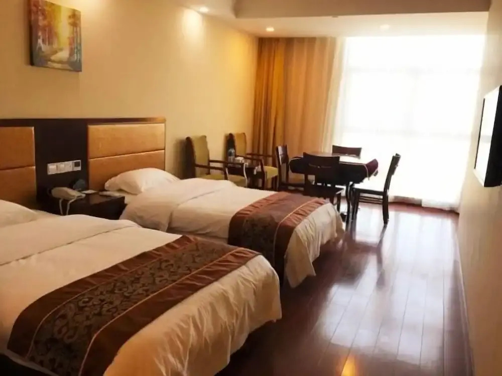 GreenTreeInn JiaDing F1Circuit FangTai HardwareMarket Hotel