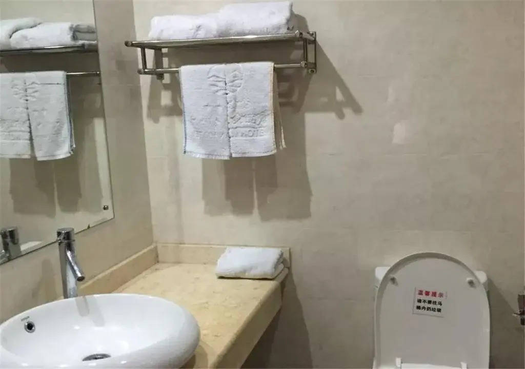 Golden Beach Hotel
