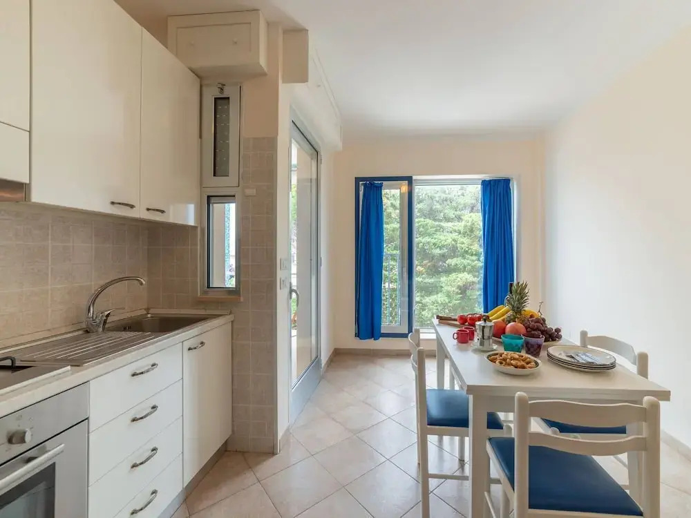 Bright Apartment asia Near The Beach In Otranto