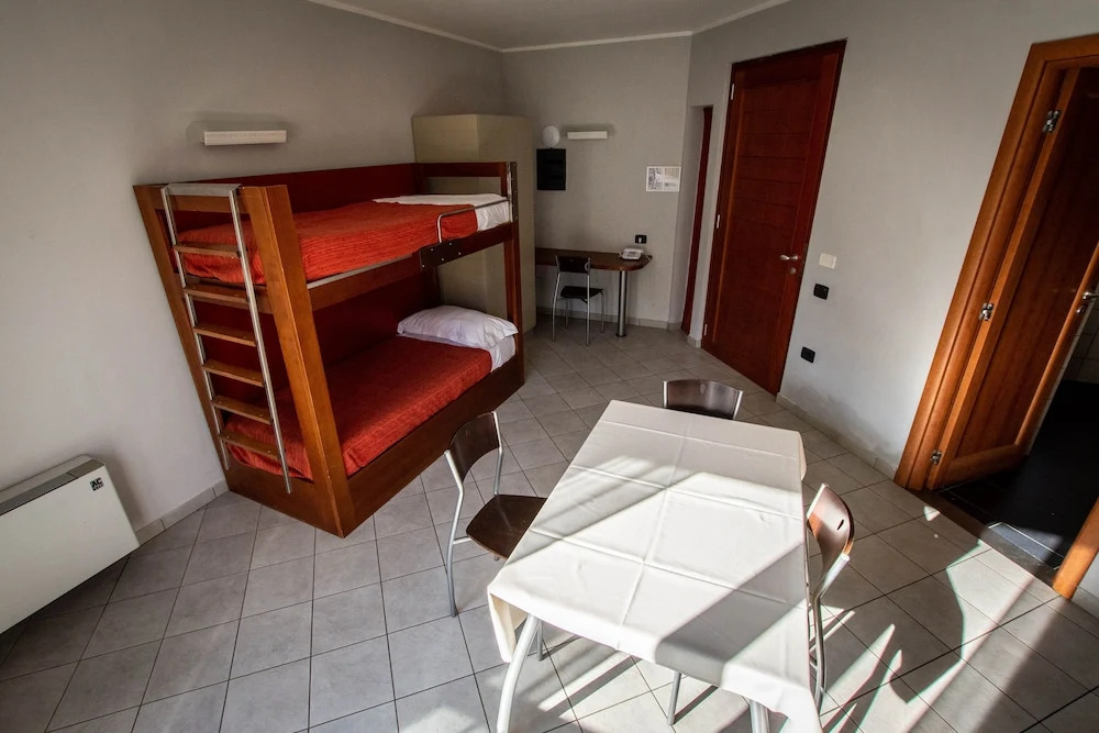 Room in Holiday House - Albavillage Residence Large Apartment for 4 People