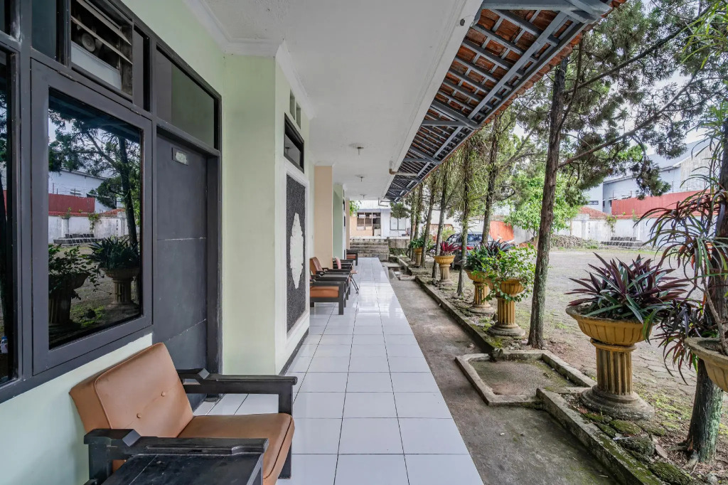 Collection O Tasikmalaya Near Stadium Wiradadaha Formerly Hotel Abadi
