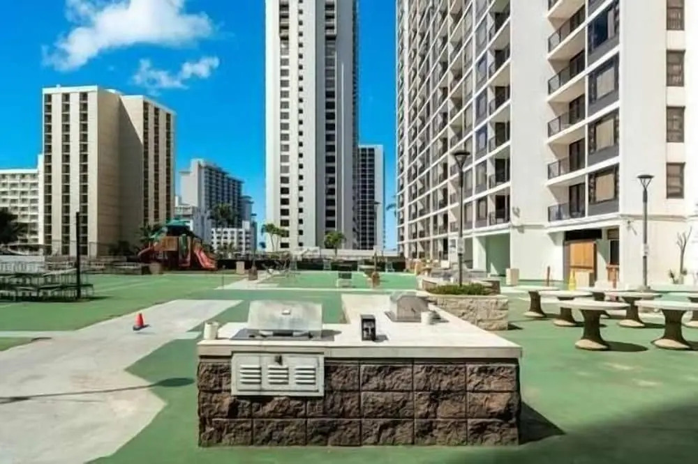 Tower 2 Suite 3201 - Qqp 1 Bedroom Home by Redawning
