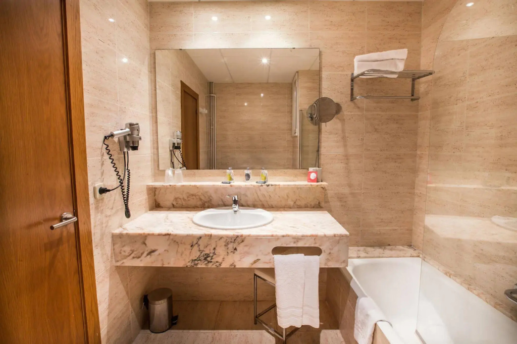 Hotel Hostalillo by Escampa Hotels