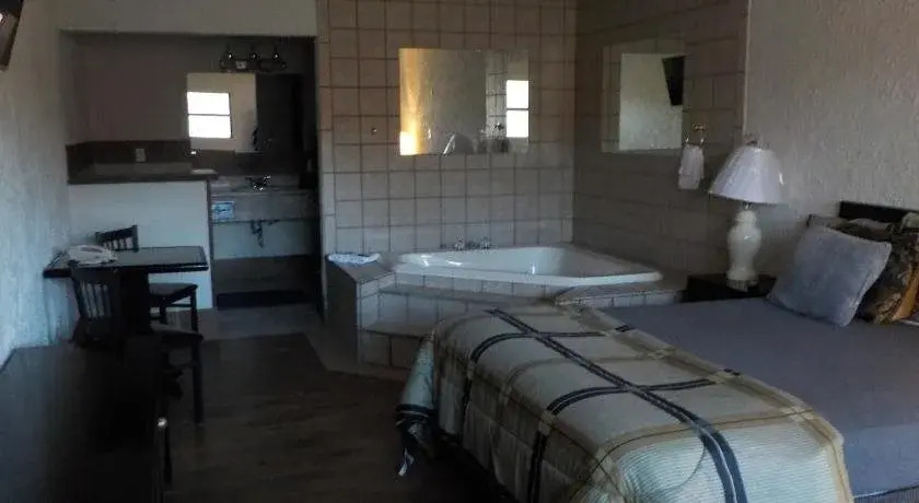 Motel 6 Hurricane