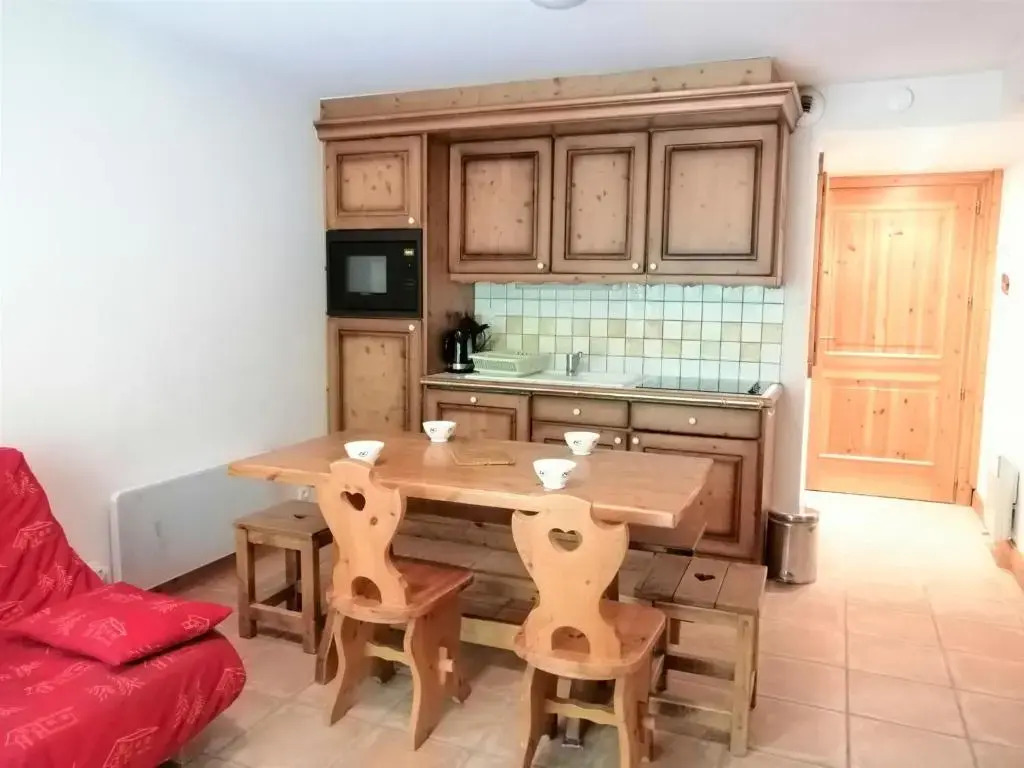 Appartement Morillon, 3 pièces, 7 personnes - FR-1-412-15
