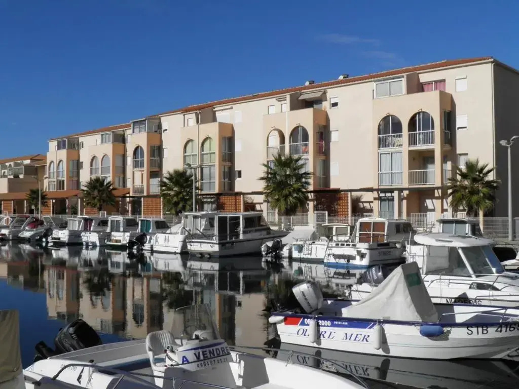 Appartement Sète, 1 pièce, 4 personnes - FR-1-338-314