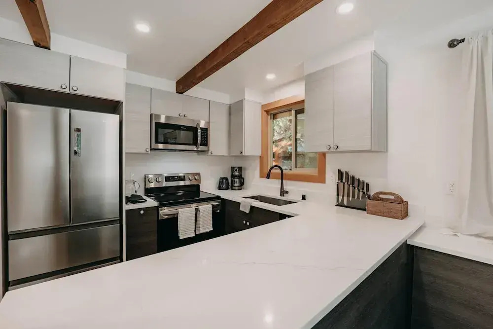 Mt. Baker Lodging Cabin 48 (Sleeps 5)