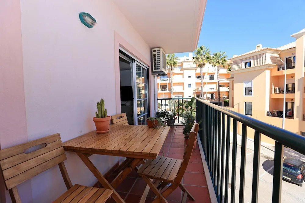 B95 - Casa Melo Apartment in Praia da Luz