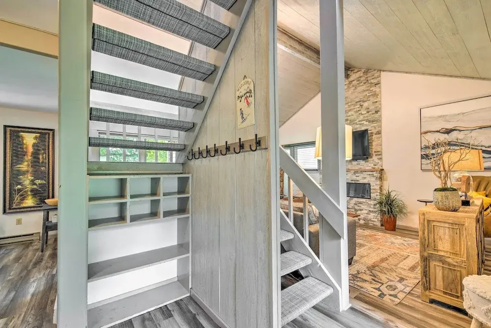 Cortland Abode: 1 Mi to Greek Peak Mountain Resort