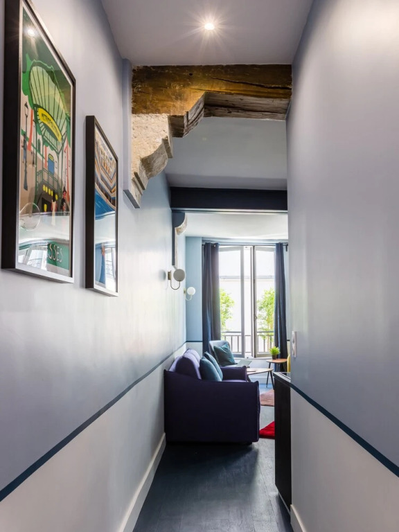 Luxury 3 Bedroom 2 Bathroom Loft - Louvre Museum