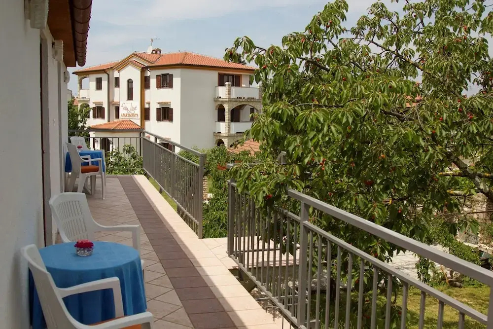 House Bozac